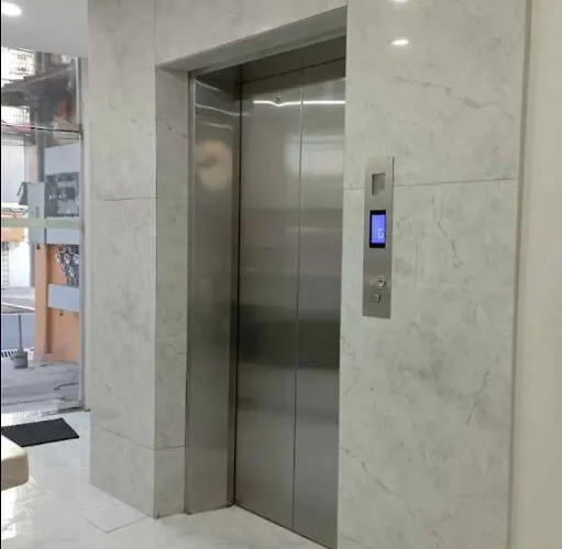 Appartamento St. Marvin Makati M502 *